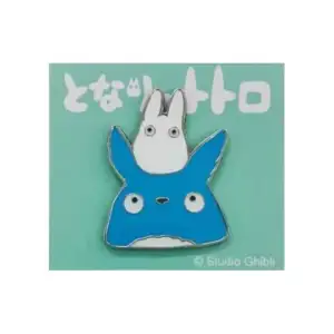 Pin's Totoro Bleu et Blanc Gros Plan